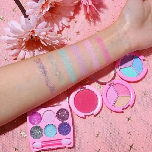 Girls Makeup Kit - Image 2